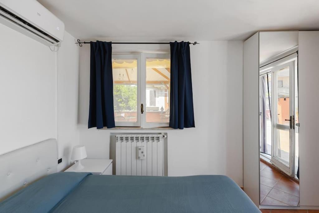 Penthouse With Jacuzzi On Private Terrace In Trastevere Roma Exterior foto